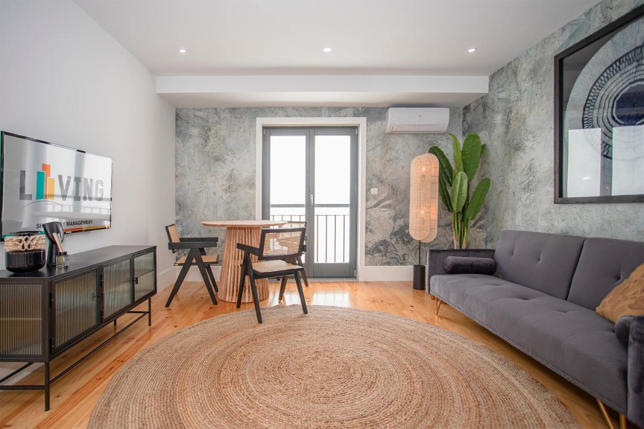 Liiiving In Porto - Flores Design Experience Apartments ภายนอก รูปภาพ