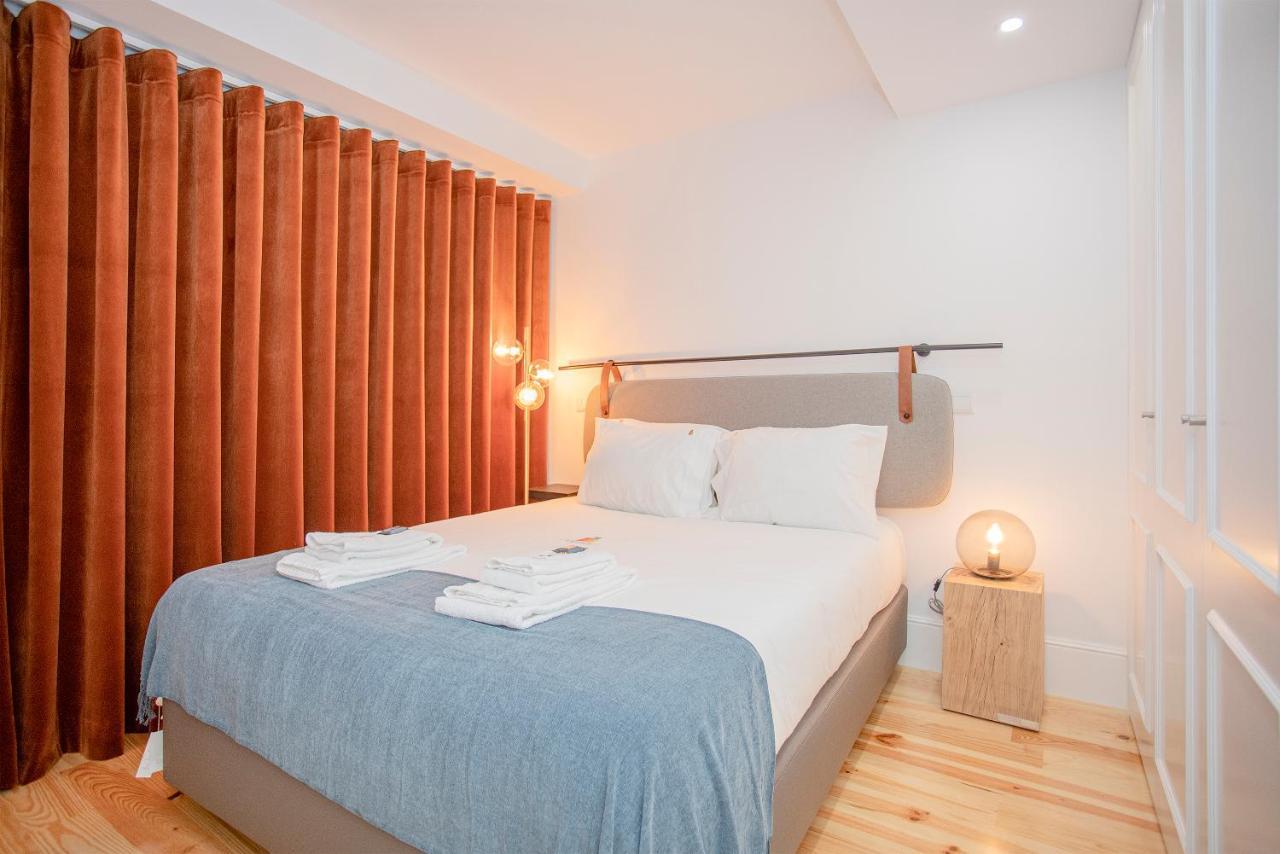 Liiiving In Porto - Flores Design Experience Apartments ภายนอก รูปภาพ
